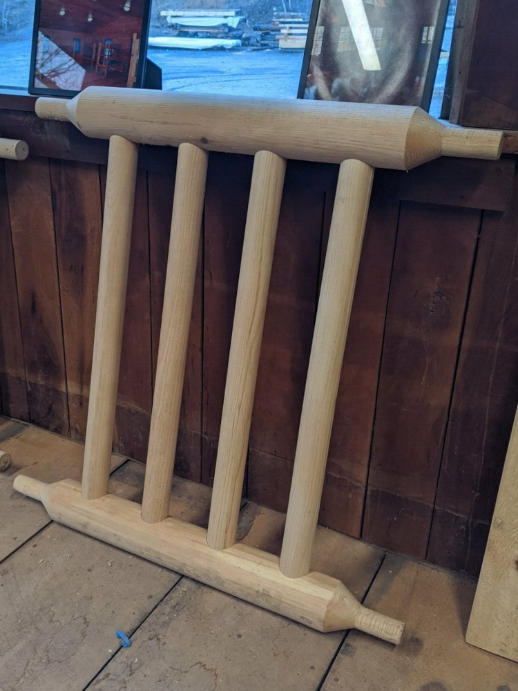 3.5" Top and Bottom; 2" Spindles